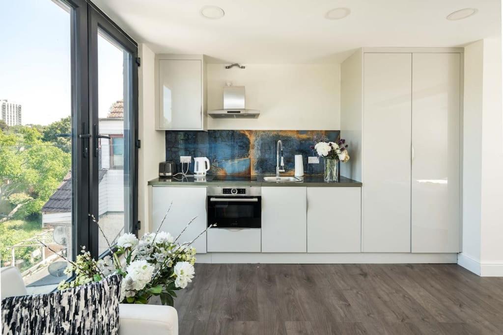 Golders 5 Stars Modern Appartement